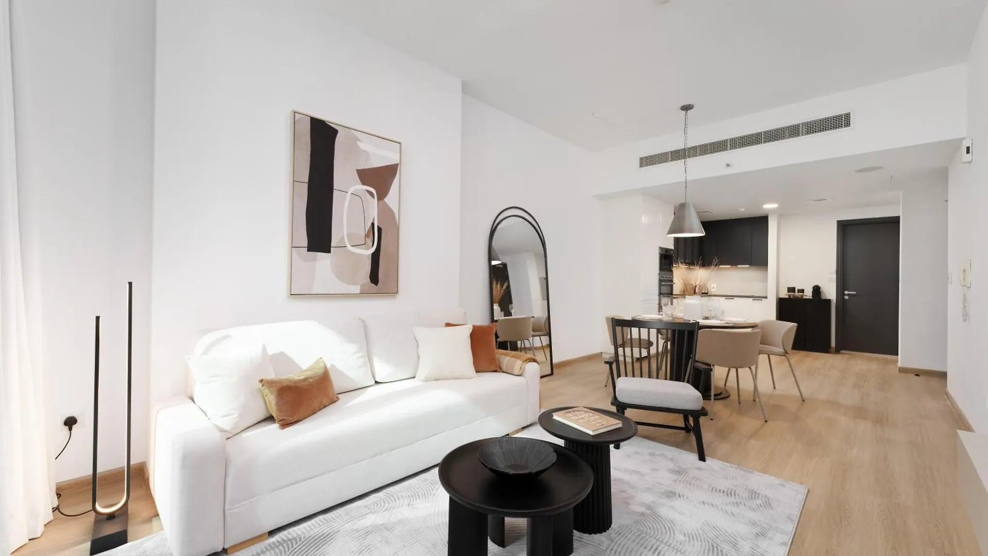 Luxe Living In Our Exquisite 1 Bedroom Apartment Dubai