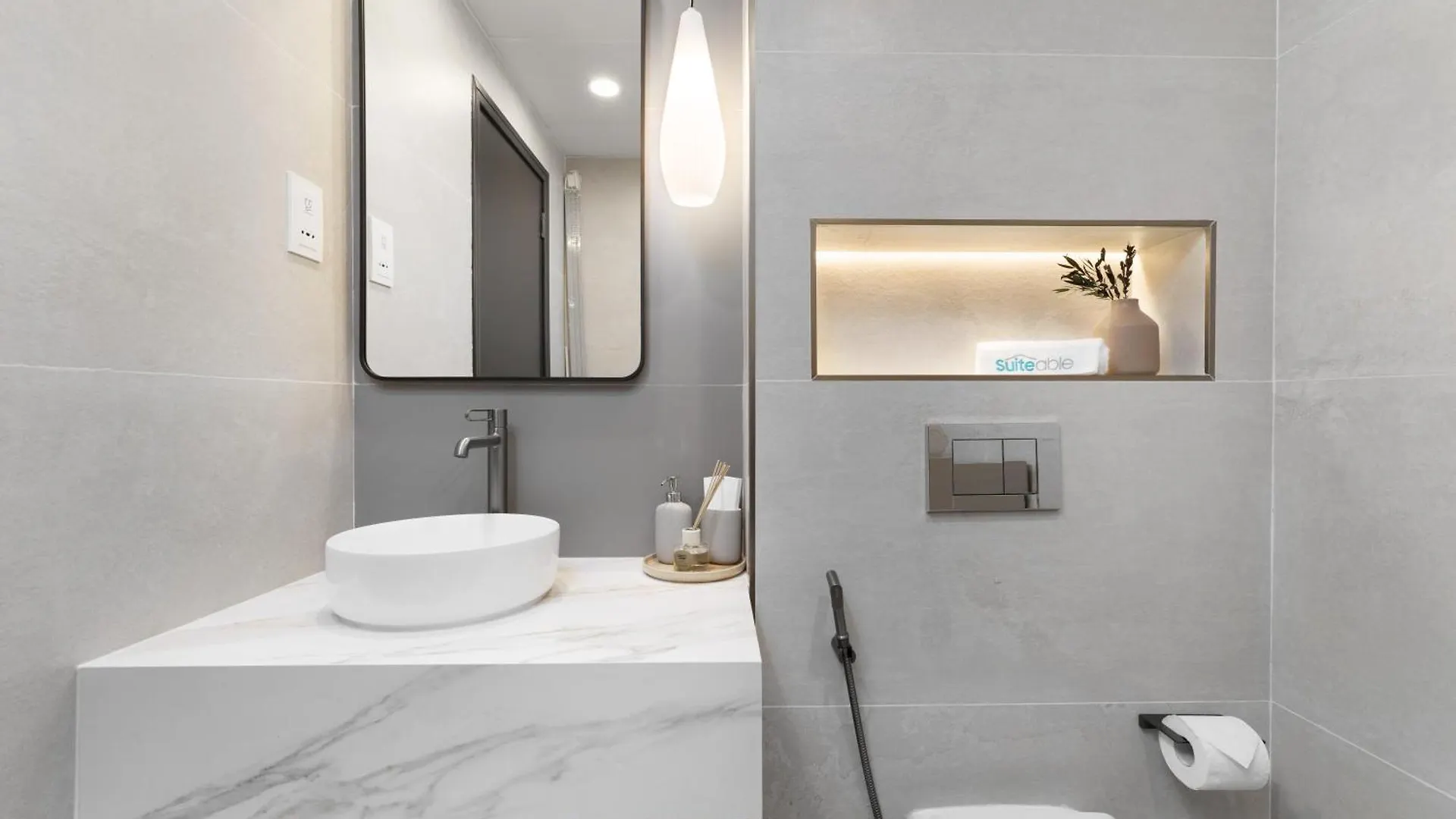 Luxe Living In Our Exquisite 1 Bedroom Apartment Dubai United Arab Emirates