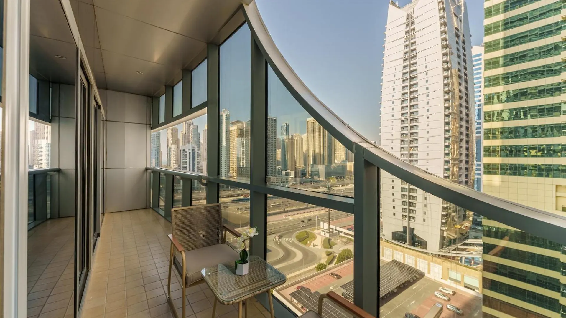 Luxe Living In Our Exquisite 1 Bedroom Apartment Dubai